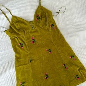 UO FLORAL EMBROIDERED VELVET DRESS